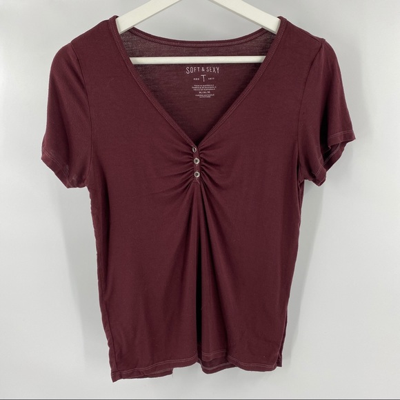 AE soft & Sexy burgundy short sleeve cropped tee